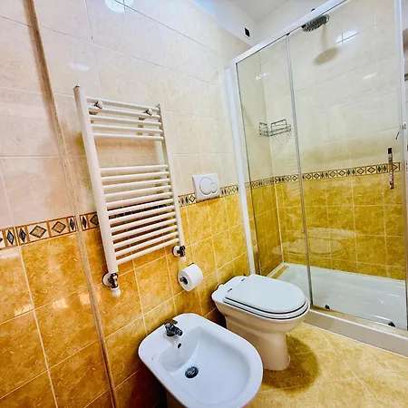 Oscar 2* Rom