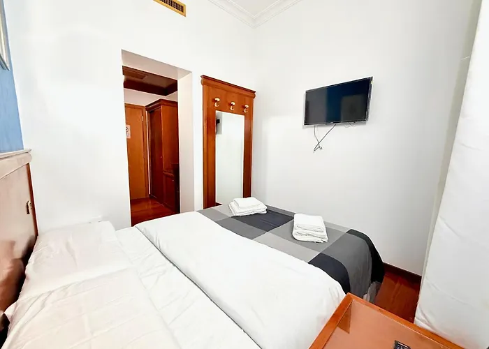 Hotel Oscar 2*